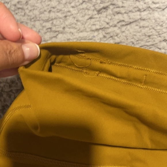 Lululemon Wunder Train High-Rise Short 6" size 2 color mustard - Picture 6 of 7
